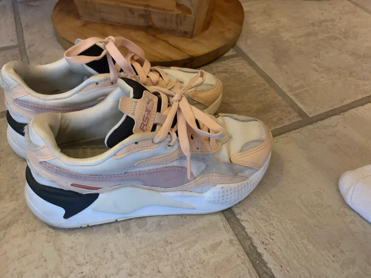 Billede 1 - Sneakers str 37