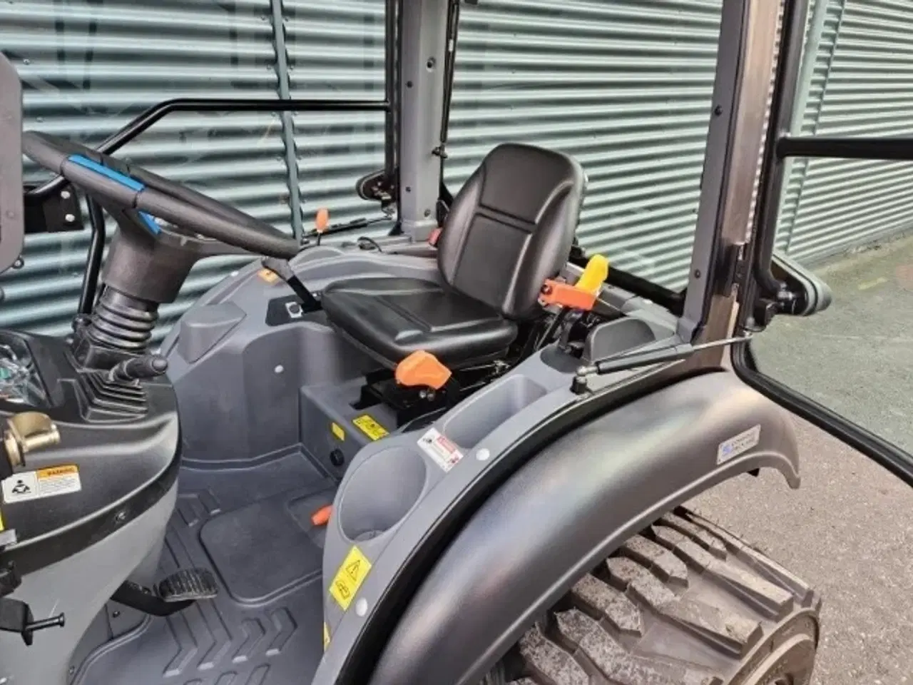 Billede 7 - Solis 26 hst med kabine