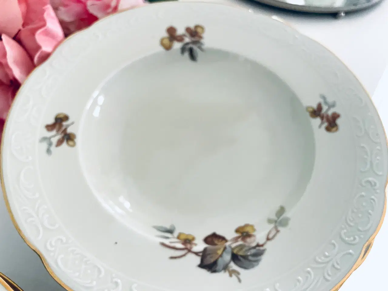 Billede 16 - Vintage dybe tallerkner 6 stk med patina