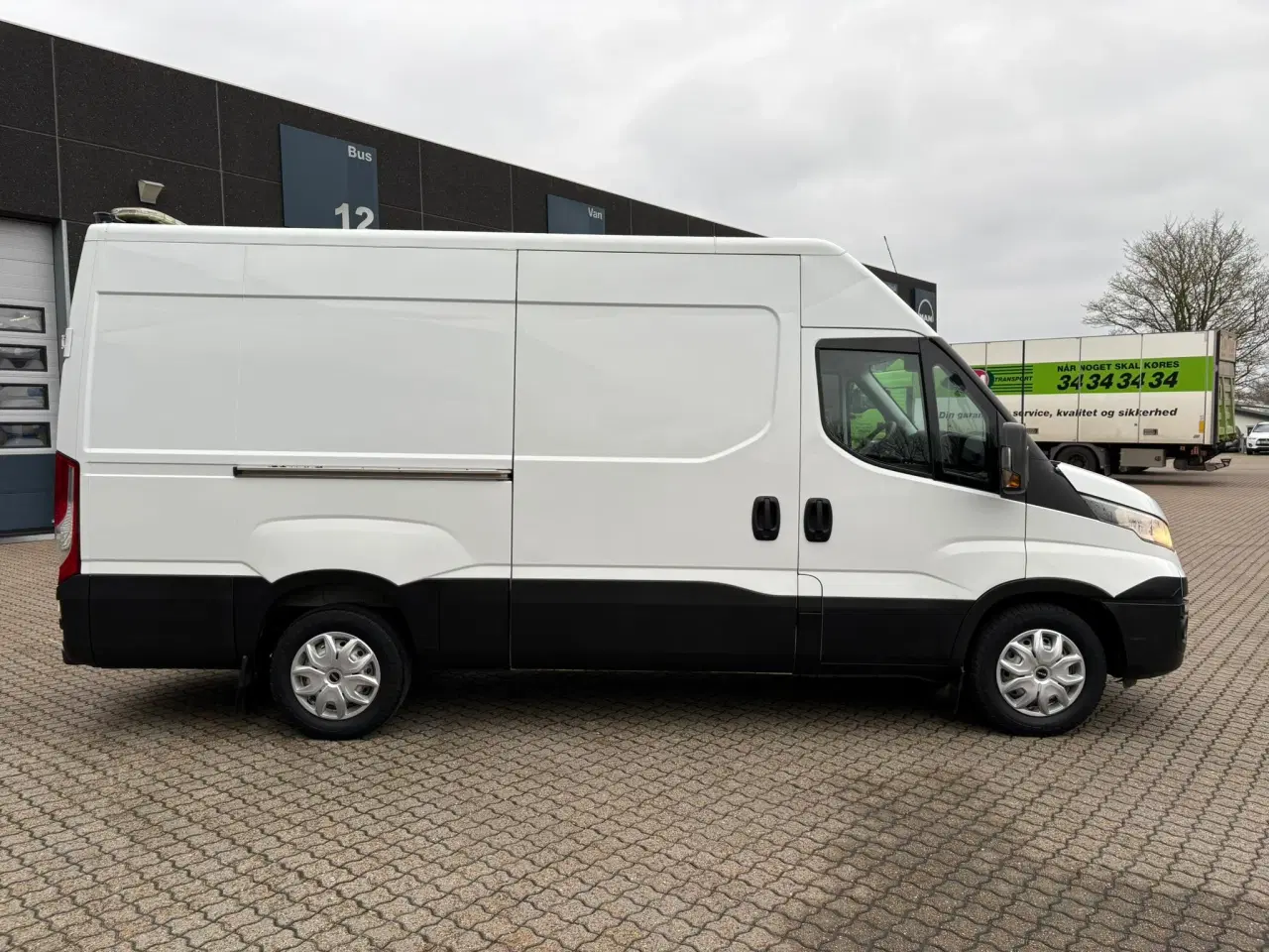 Billede 3 - Iveco Daily 2.3D 35S13 12M3 Aut, Kassevogn
