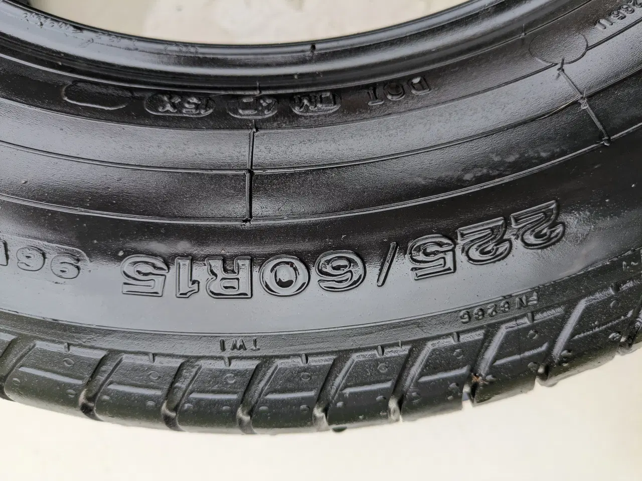 Billede 4 - NYE DÆK 255/60R15