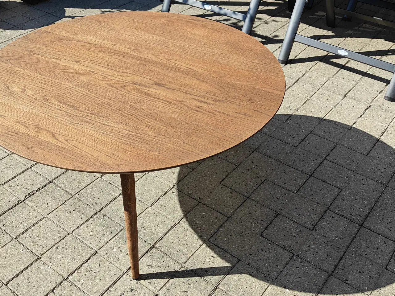 Billede 1 - Sofabord i olieret egefiner, Ø90 cm