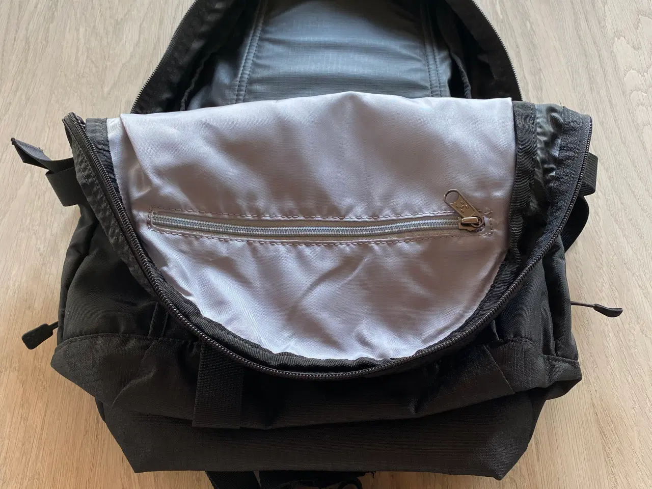Billede 6 - HAGLÖFS rygsække tight medium