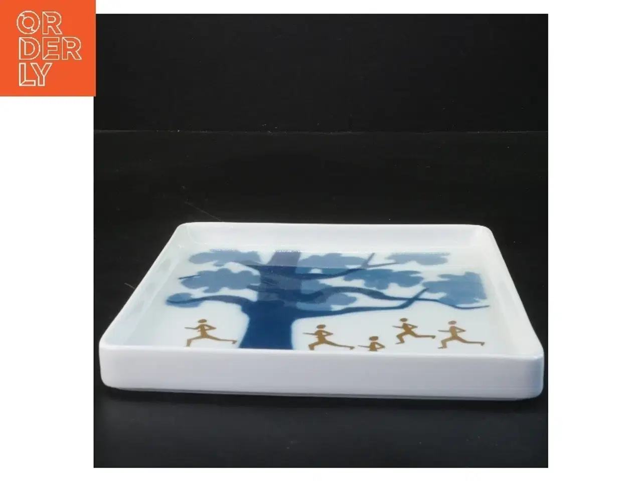 Billede 2 - Firkantet platte fra B&G (str. 19,5x19,5 cm)