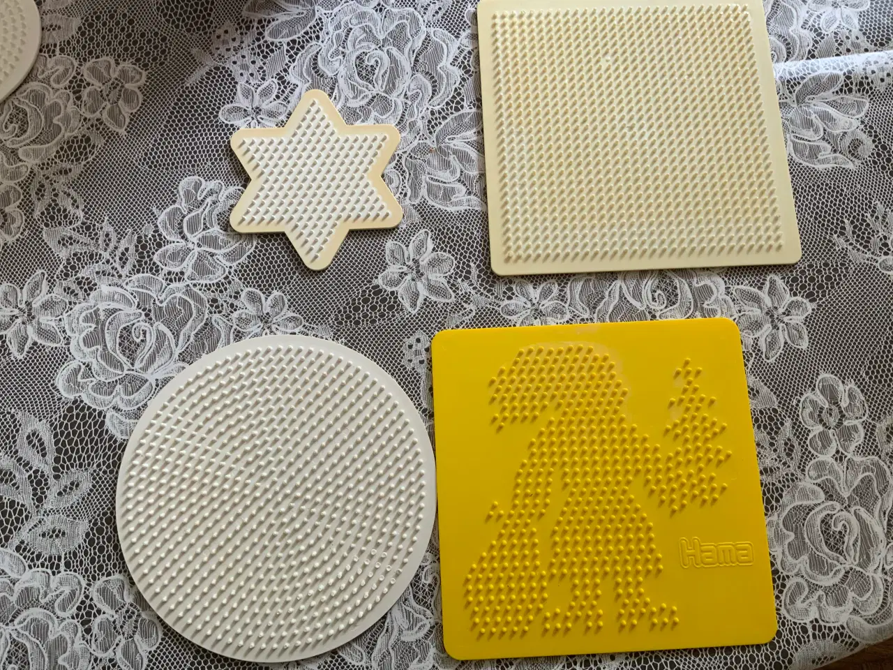 Billede 3 - 20000 PERLER OG 8 PERLE PLADER