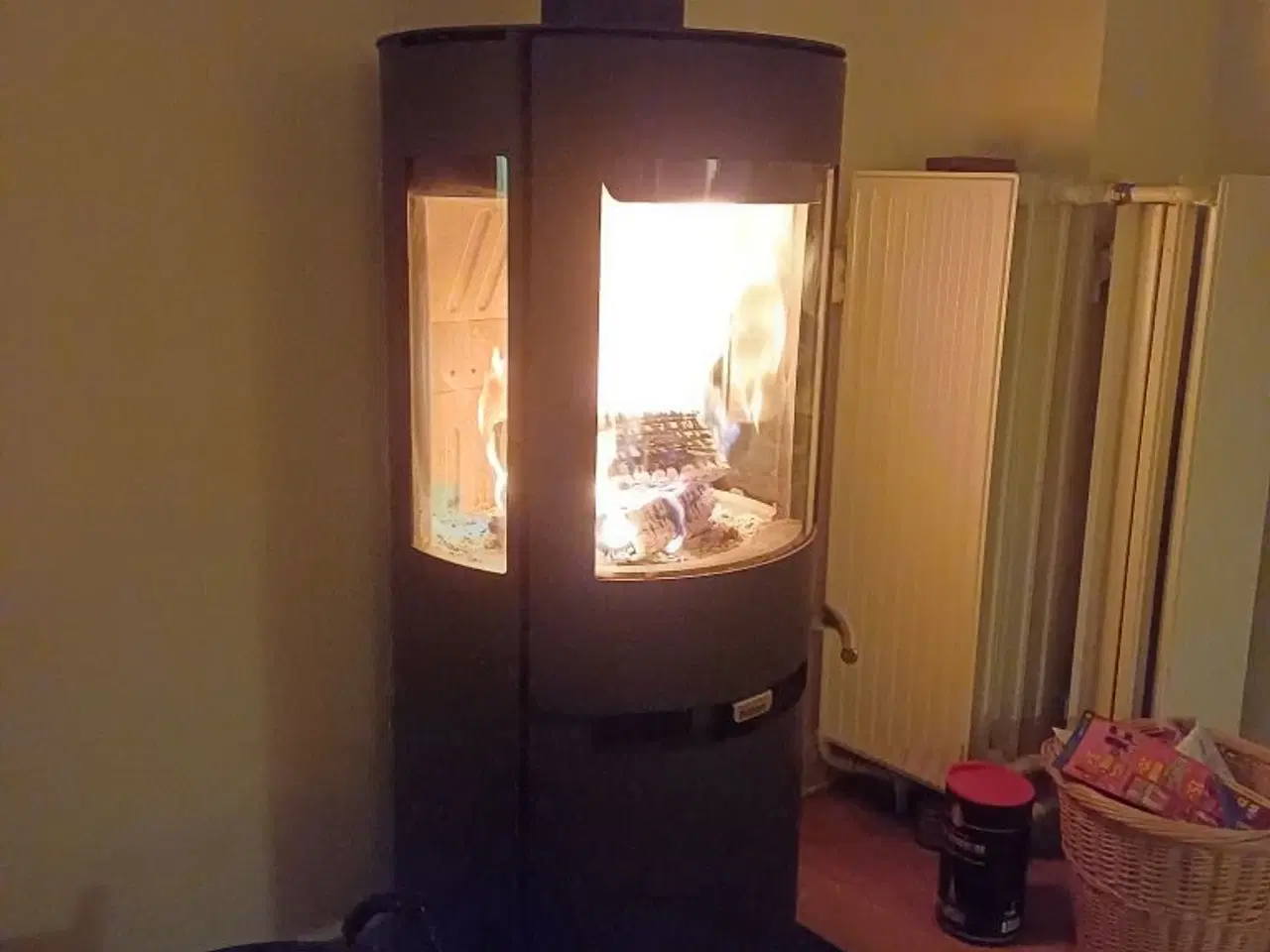 Billede 2 - Aduro 9,5 brændeovn med sideglas