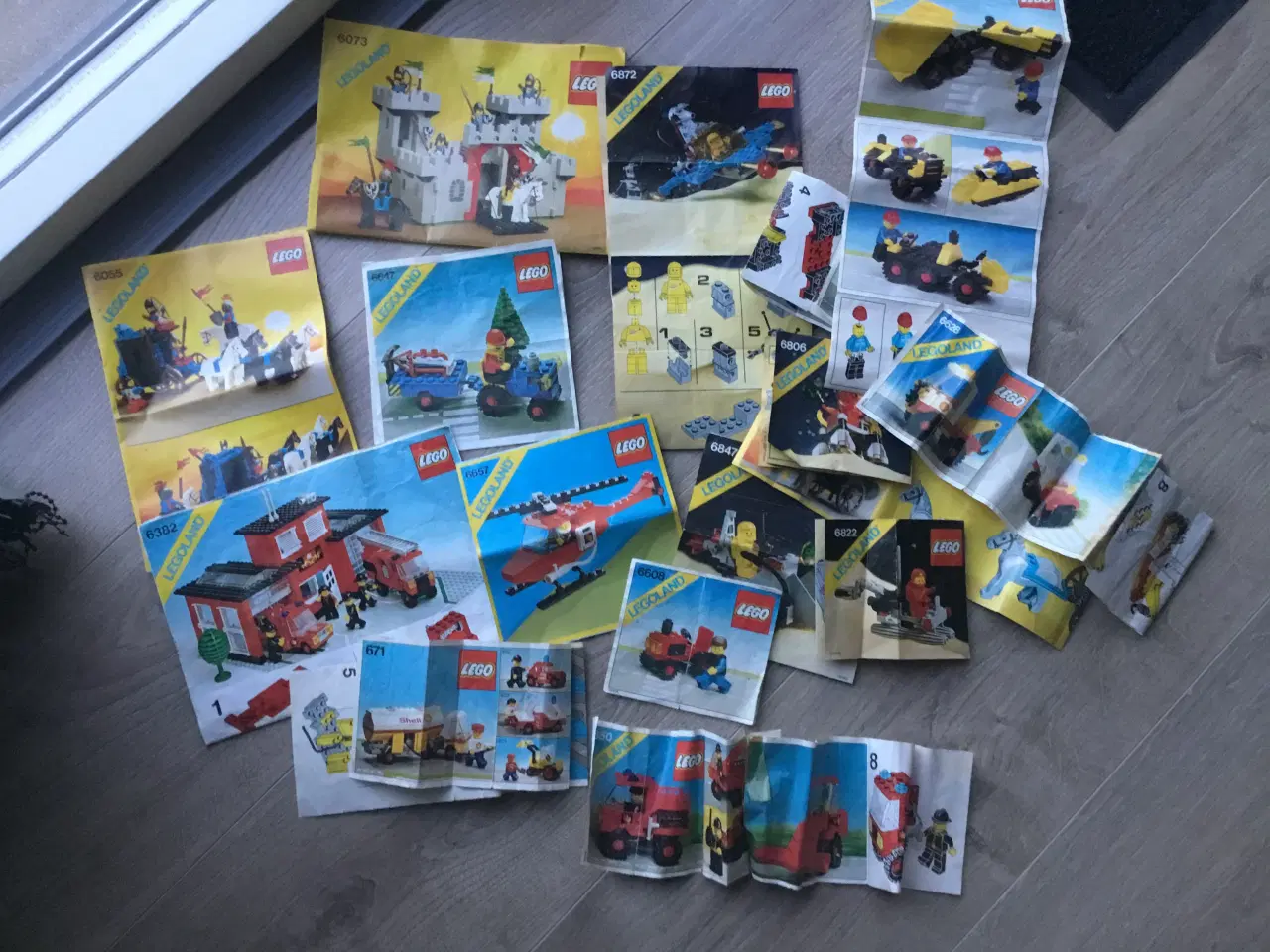 Billede 2 - LEGO stor kasse med div. 