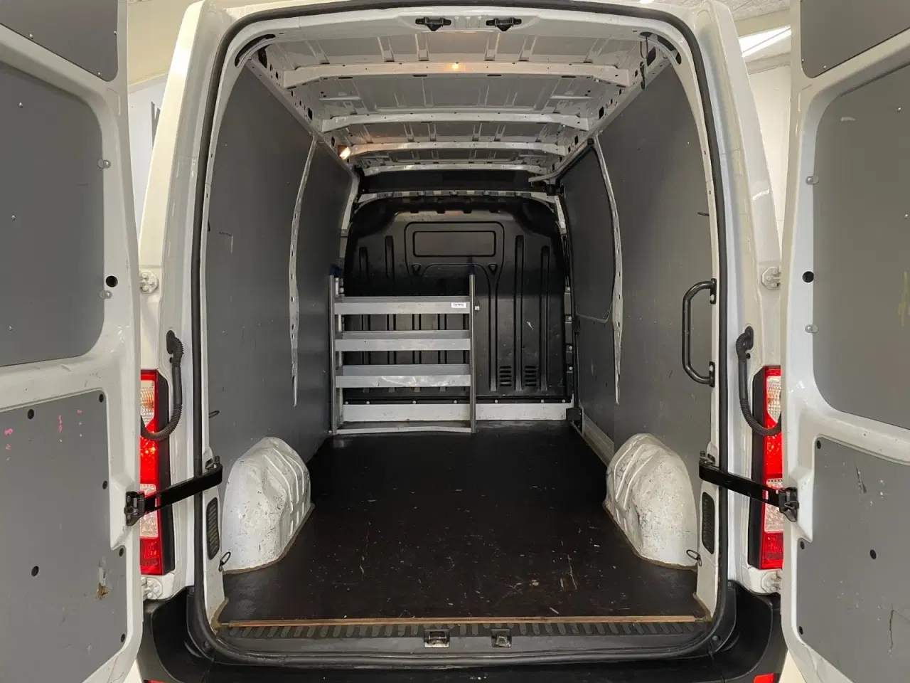 Billede 14 - Renault Master IV T33 2,3 dCi 150 L2H2 Kassevogn