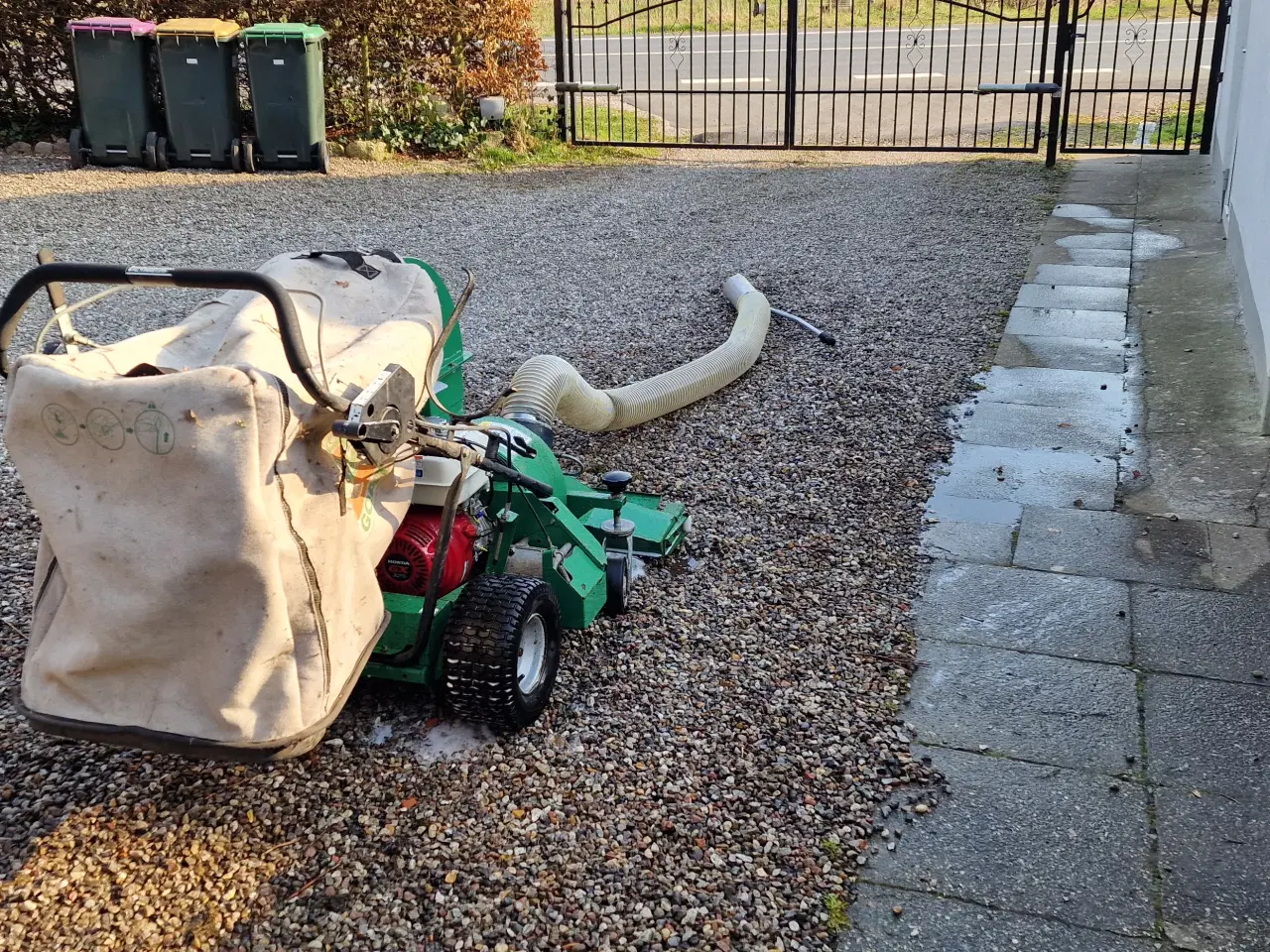 Billede 2 - Billy Goat løvsuger med den gode 5 hk Honda motor.