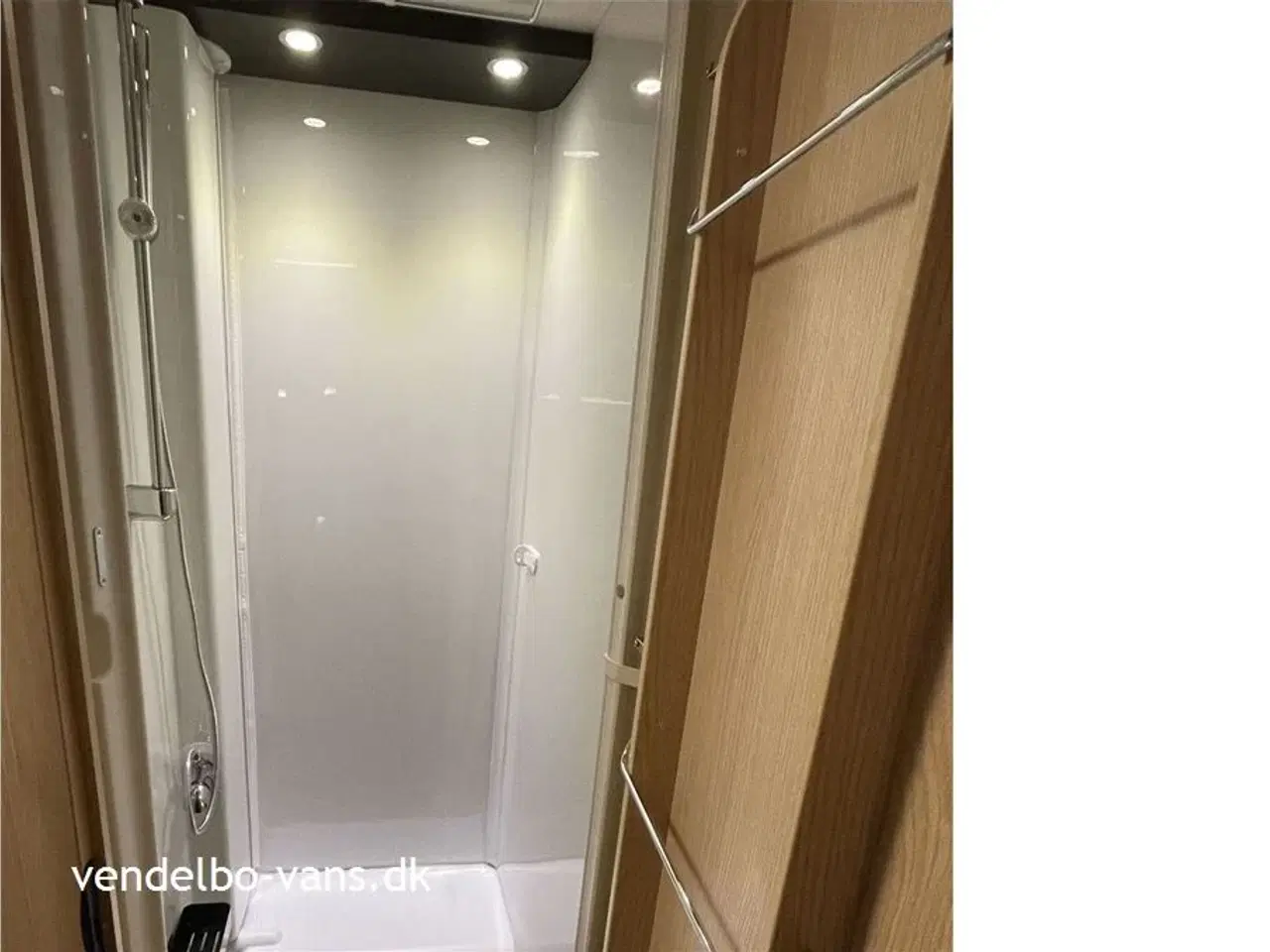 Billede 14 - 2026 - SunLight T 66 Aut. Enkeltsenge med en længde på kun 6,99 m- sænkeseng - 5. selepladser