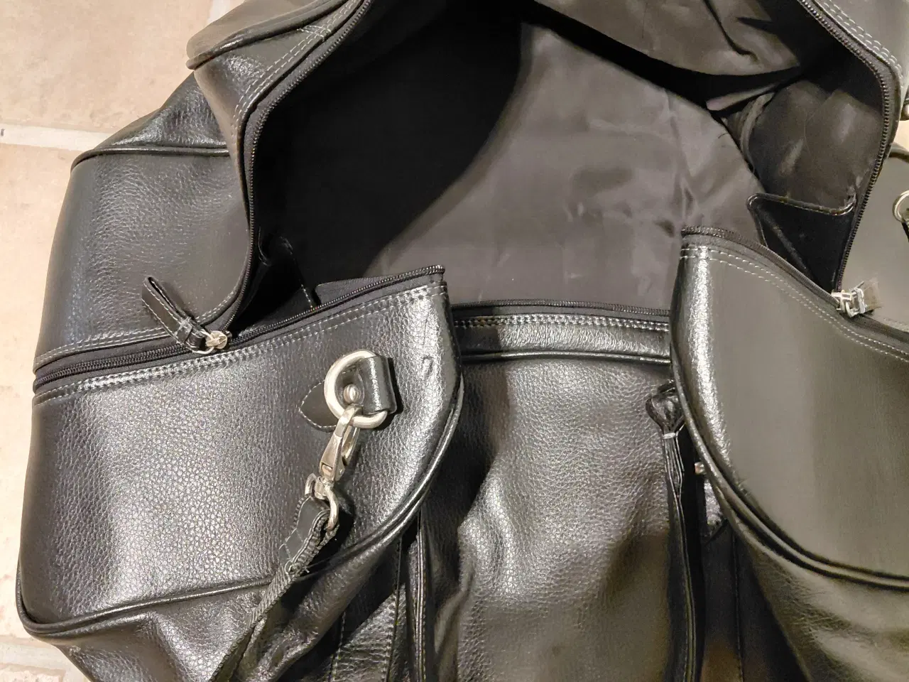 Billede 4 - Bon Gout Lækker weekend taske i skind