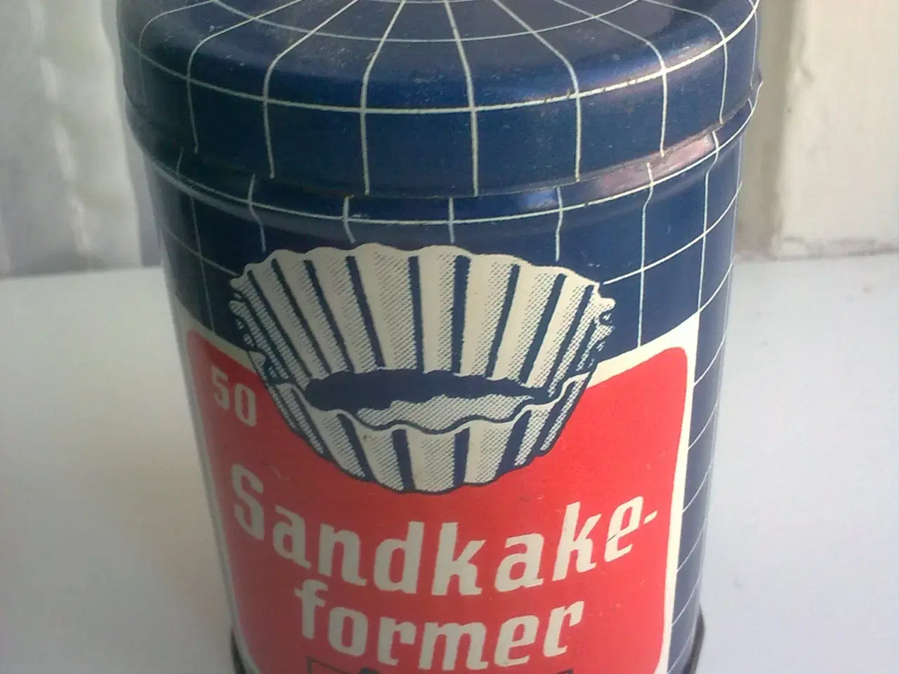 Billede 1 - RETRO metal dåse BAGE muffin forme Tærter mini