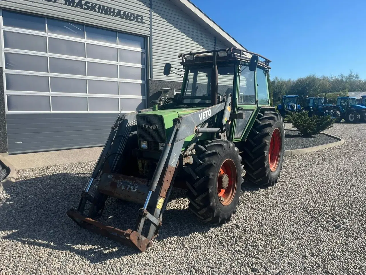Billede 8 - Fendt 308 LS Farmer Turbomatik med frontlæsser og skovinddækning