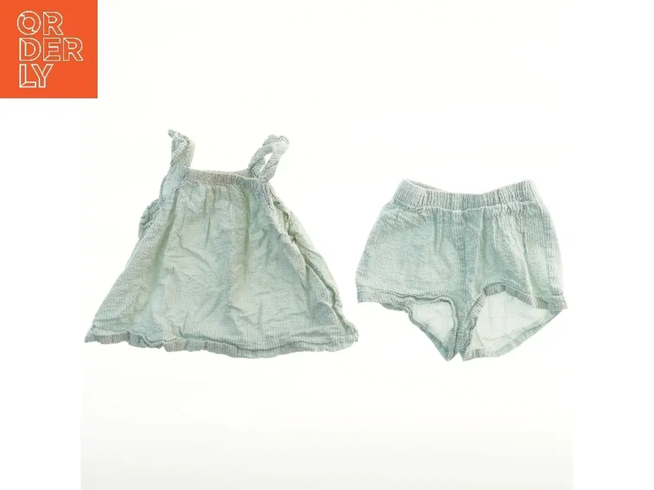 Billede 1 - Sommerdragt med top og shorts fra H&M (str. 80)