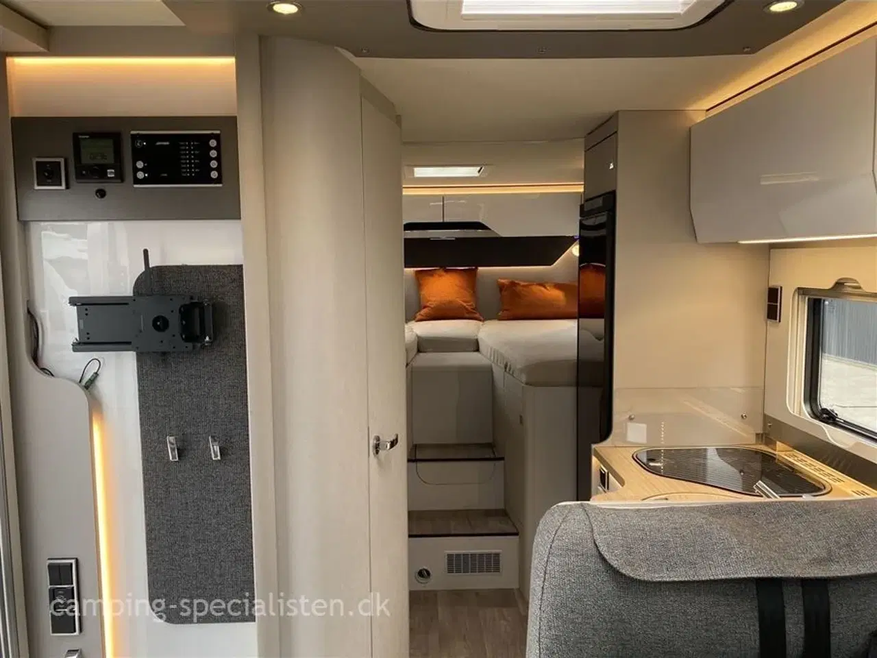 Billede 12 - 2022 - Hymer Tramp S585 Mercedes-Benz   Hymer Tramp S 585 2022 på Mercedes - Kommer snart hos Camping-specialisten Silkeborg