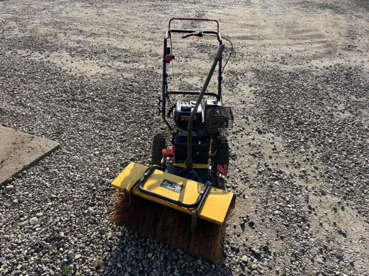 Billede 3 - Motorkost/Fejemaskine