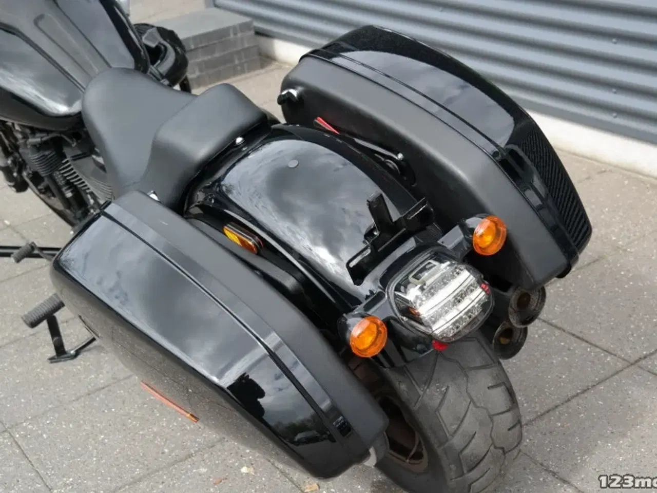 Billede 25 - Harley-Davidson FXLRST Low Rider ST MC-SYD       BYTTER GERNE