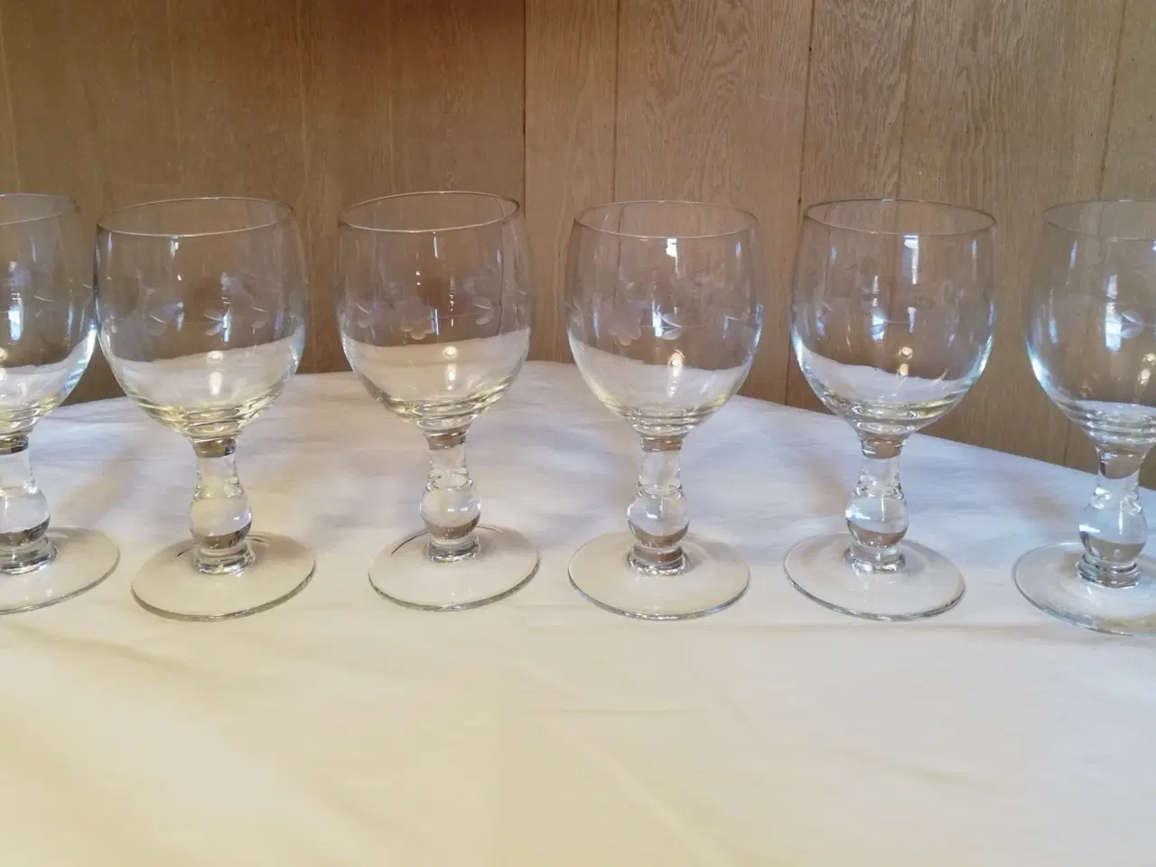 Billede 2 - 6 ballonglas med slibninger fra Holmegaard