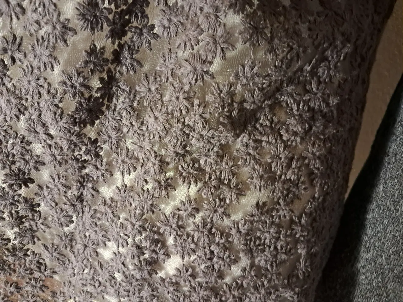 Billede 9 - Cream str. M bluse