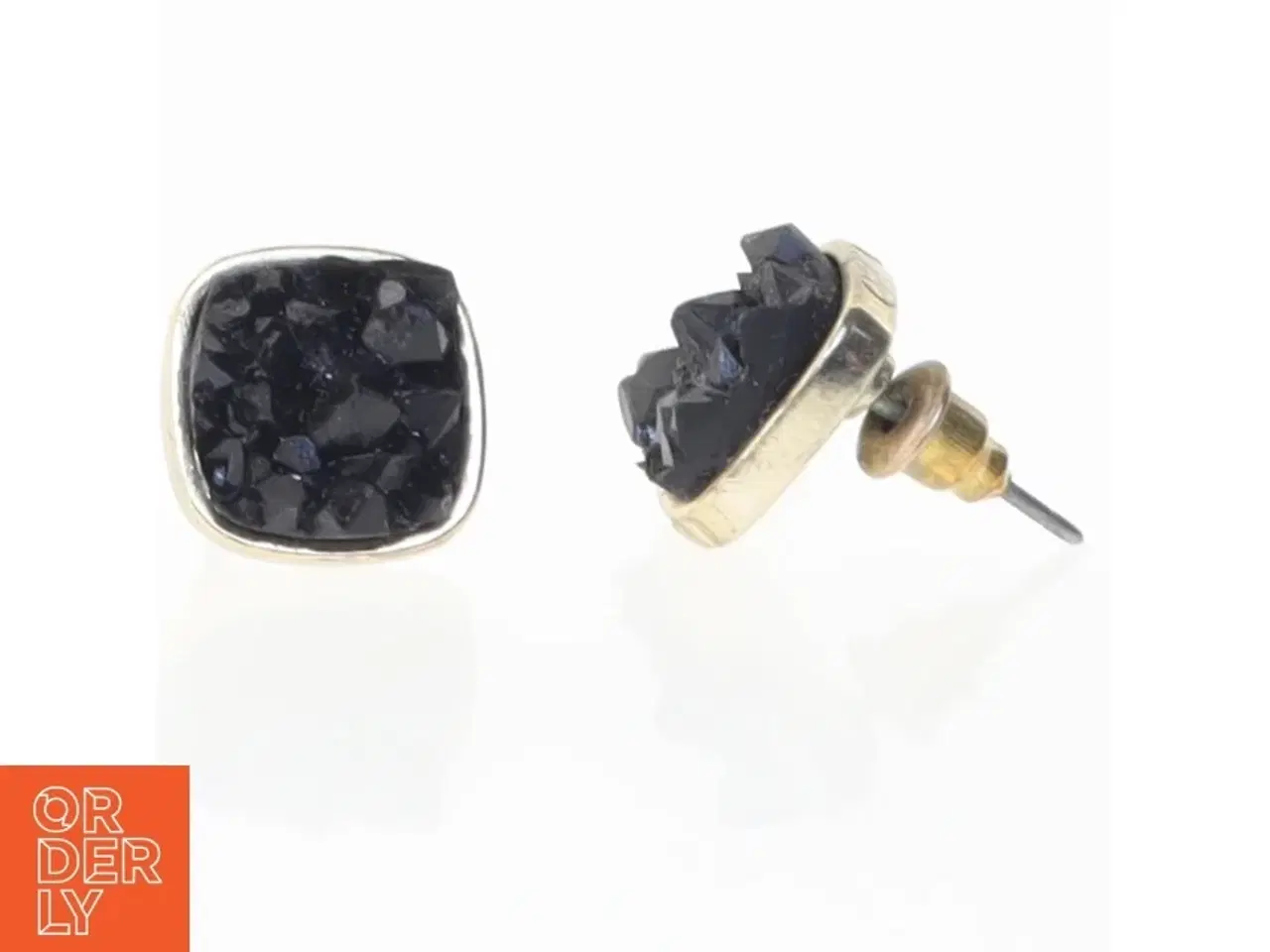 Billede 2 - Sorte ørestikker med kvadratisk design (str. 1,5 cm)