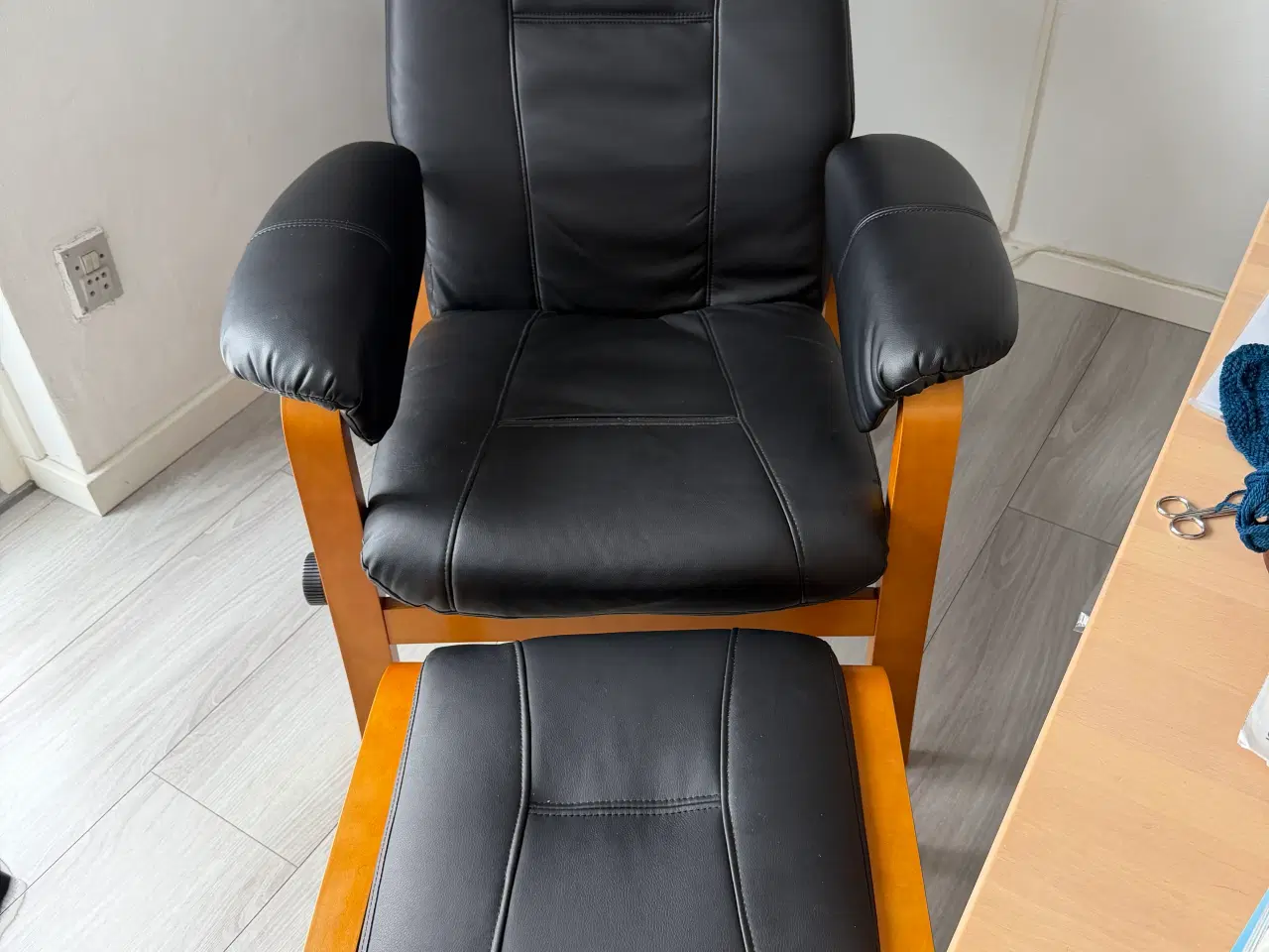 Billede 4 - Læder lænestole med fod skammel