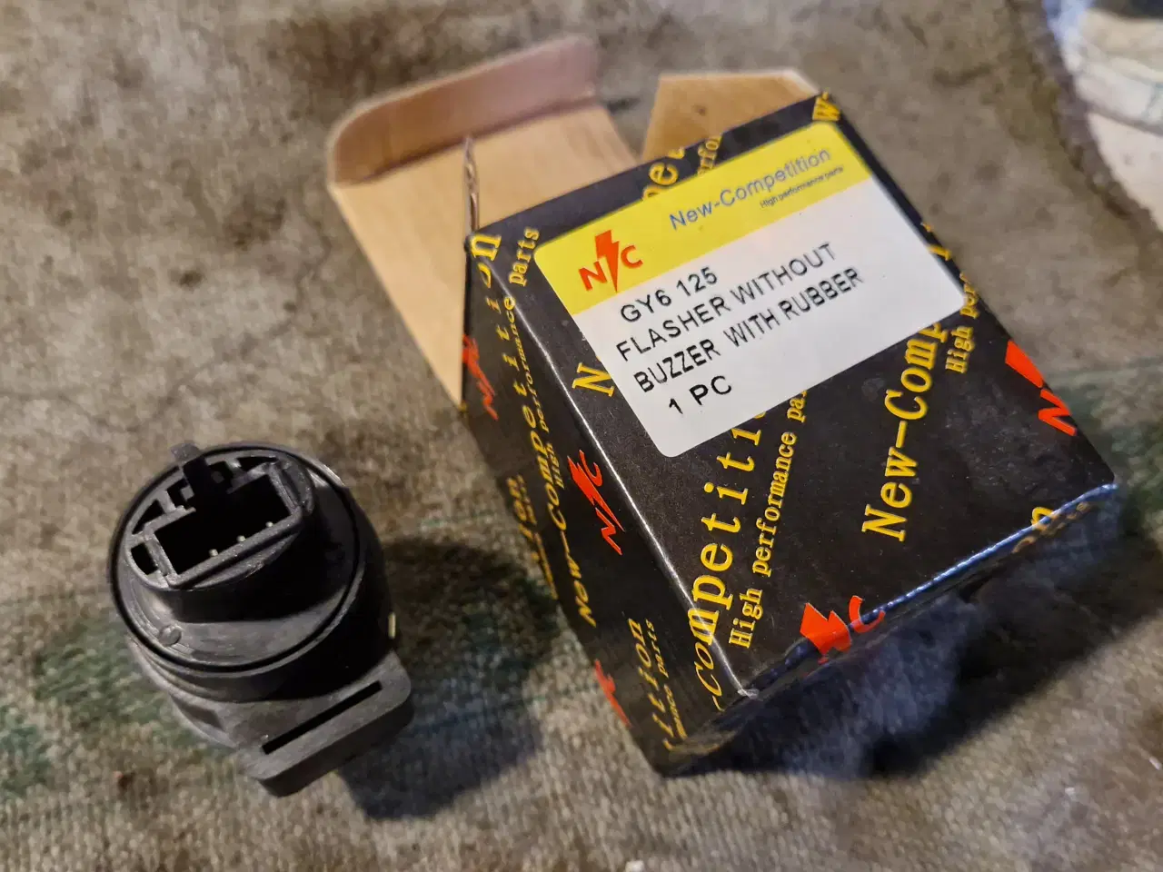 Billede 4 - Blandede scooter og knallert dele