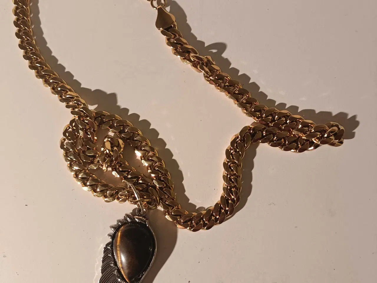Billede 6 - Halskæde med kraftig kæder