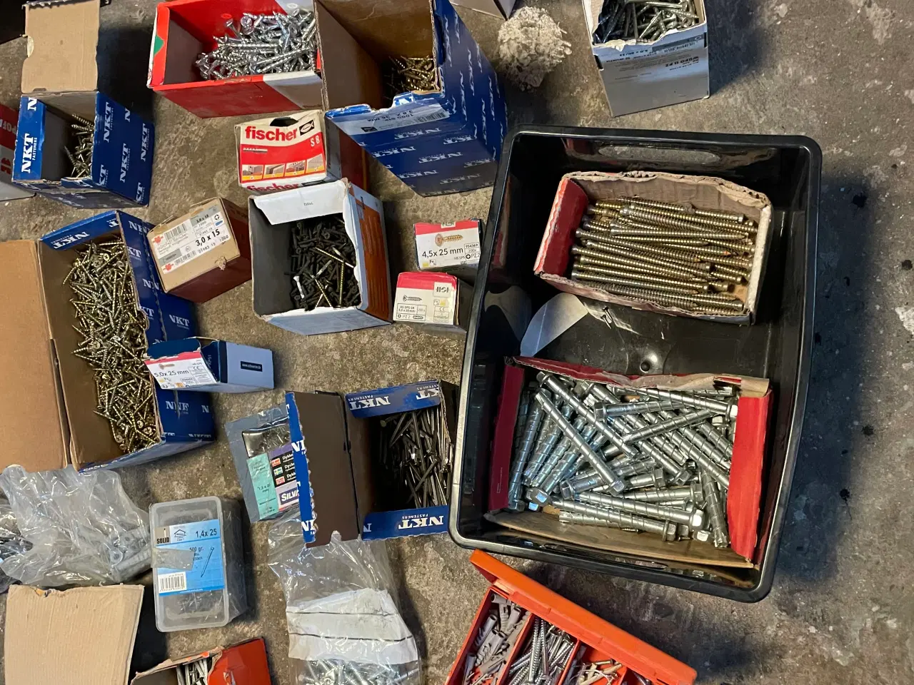 Billede 7 - Div. Skruer,rawlplugs, søm