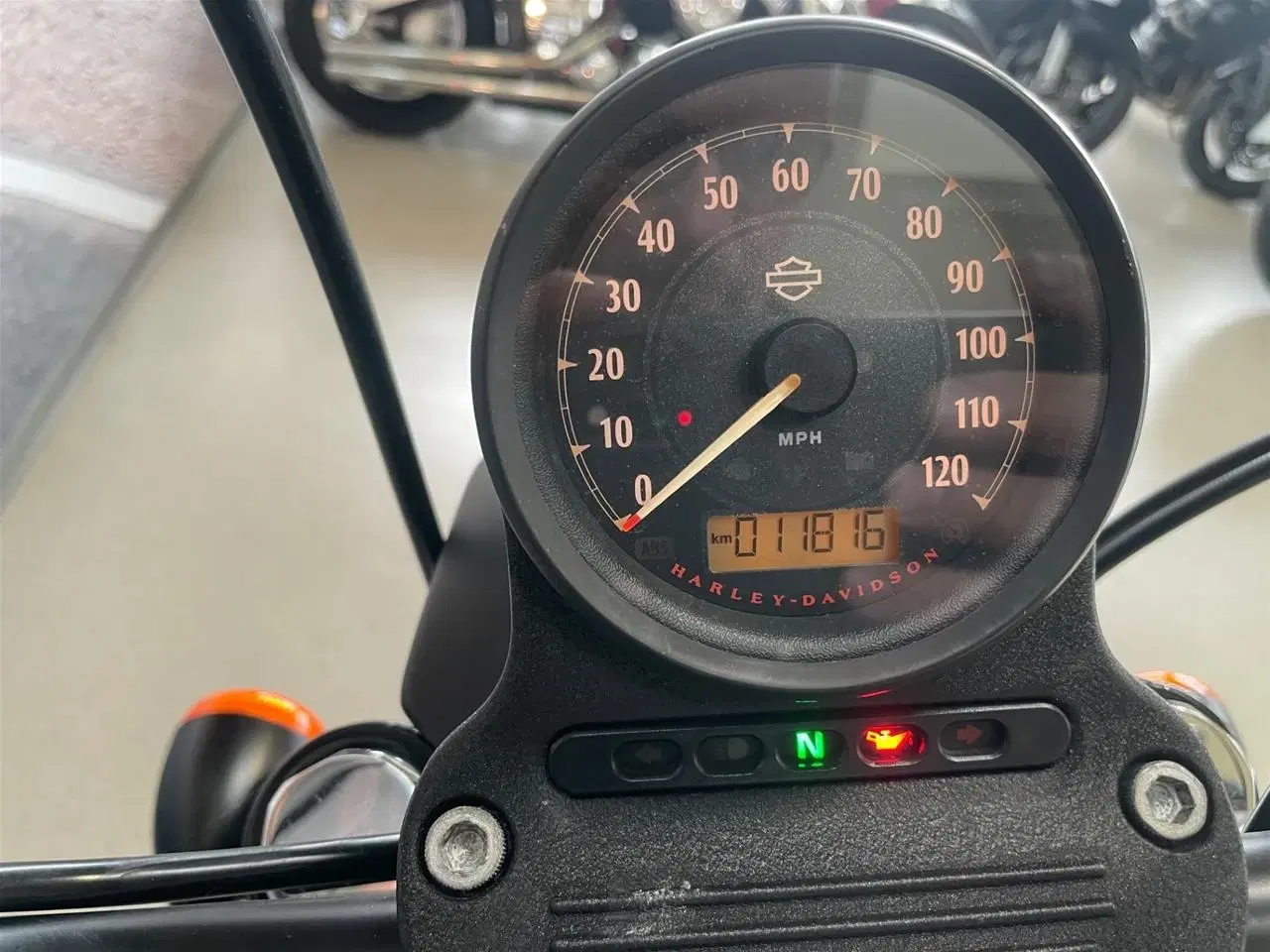 Billede 5 - Harley-Davidson XL 883 N Iron