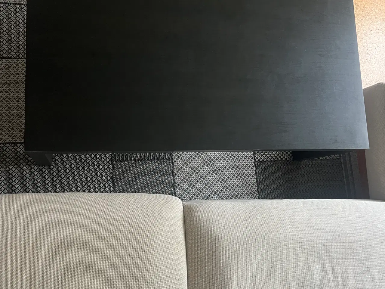 Billede 5 - Sofa, bord + tæppe sælges 