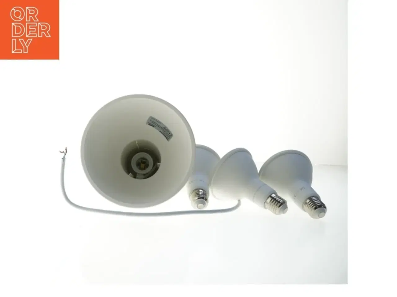 Billede 3 - Plante lys pendel med ekstra pærer (str. Lampe. ø. 17,5 cm. længde. og 20 cm. pære. ø. 9,5 cm. længde. 12 cm)