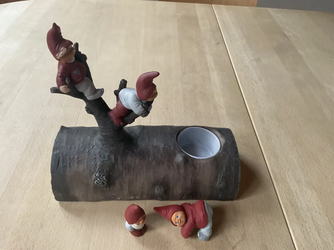 Billede 1 - Etly Klarborg stage og nisser