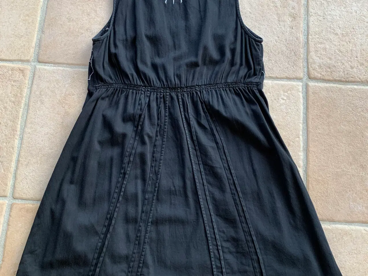 Billede 2 - Cream kjole str. 44