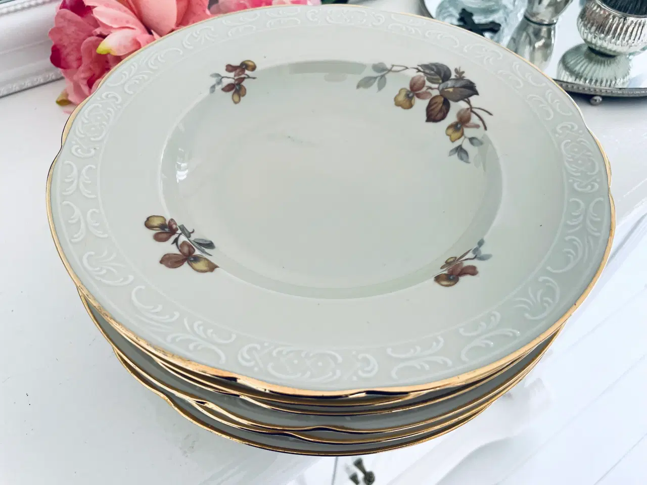 Billede 8 - Vintage dybe tallerkner 6 stk med patina 