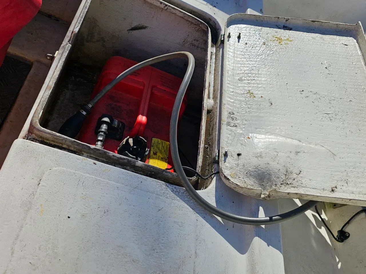 Billede 8 - 14 fods jolle, 6 HK Yamaha på Brenderup trailer