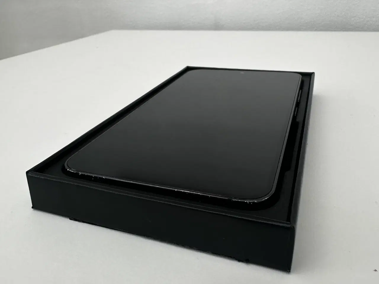 Billede 2 - Samsung Galaxy S23 5G 128GB(etui, kvittering)