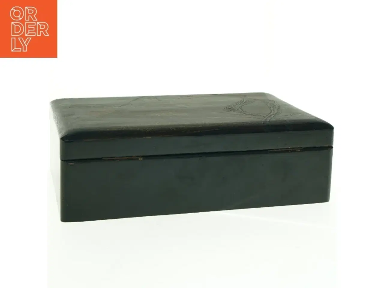 Billede 2 - Antik sort dekoreret kinesisk lak trææske (str. 28 x 19 x 8,5 cm)
