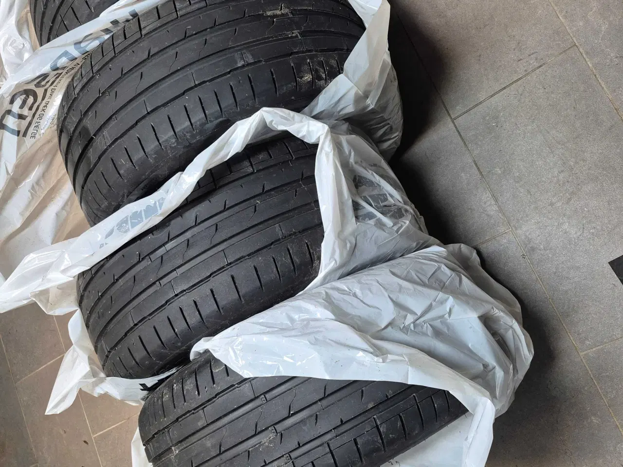 Billede 3 - 4stk Tesla dæk