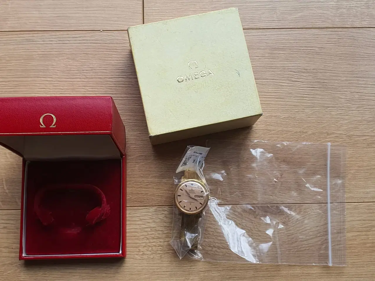 Billede 7 - OMEGA Constellation schweizisk ur i 18 karat guld