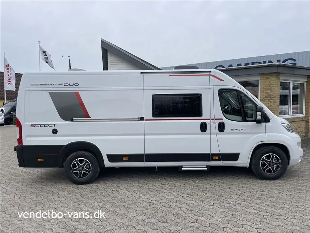 Billede 2 - 2024 - Rollerteam Livingstone DUO Sport   CamperVan med opklapbare enkeltsenge