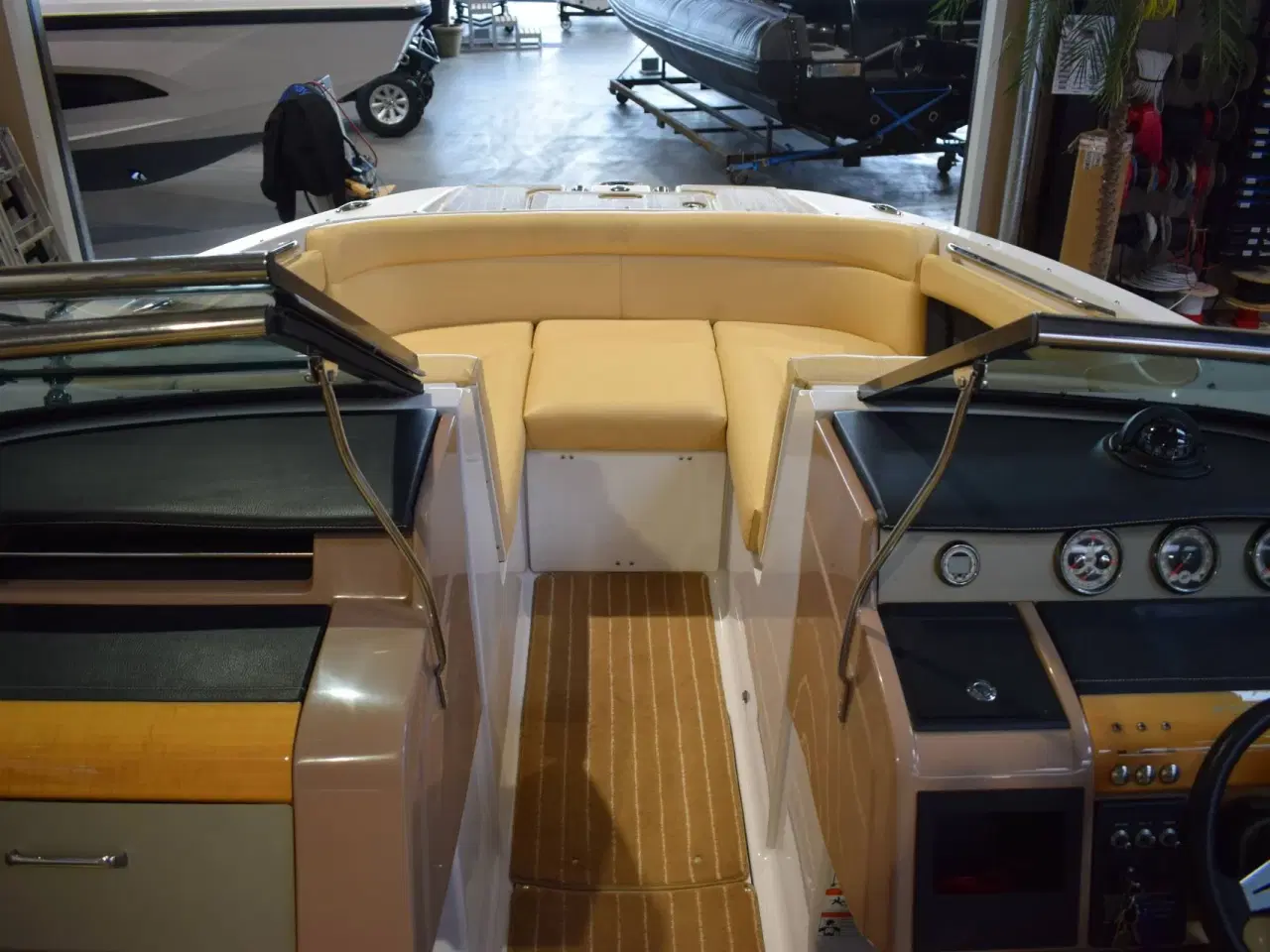 Billede 6 - Four Winns 222 SL - Volvo Penta 5.7L 320 HK/Udstyr