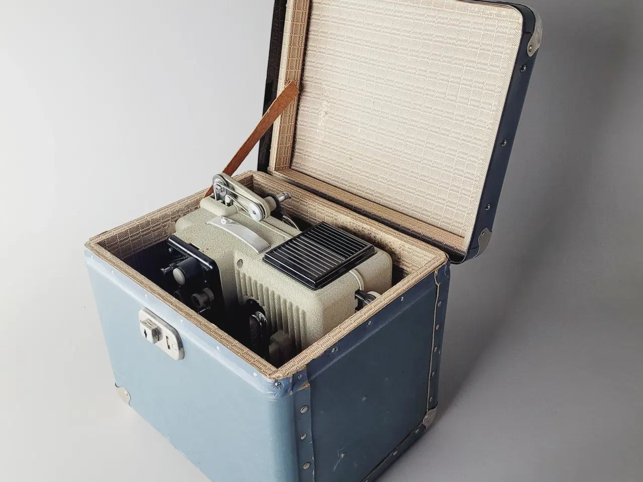 Billede 8 - ⭐️· 📽️ Retro Eumig P8m Imperial Filmfremviser 