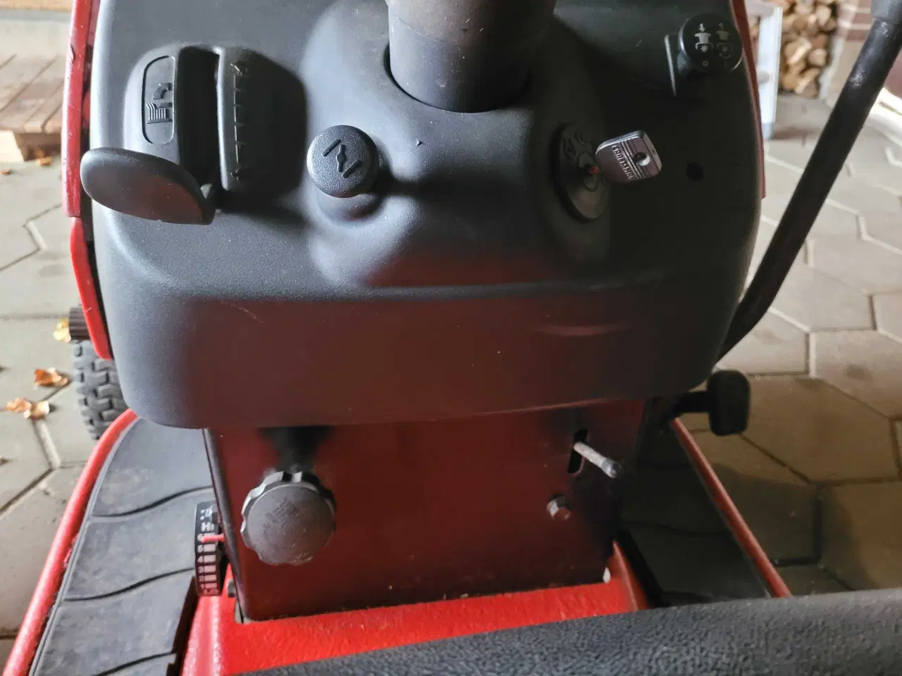 Billede 5 - 48" Jonsered Havetraktor