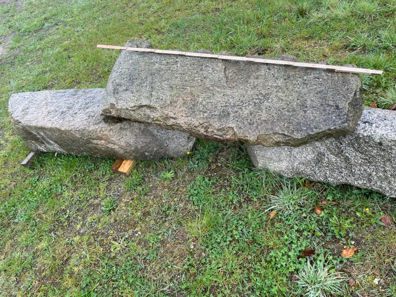 Billede 2 - Granitsten havesten