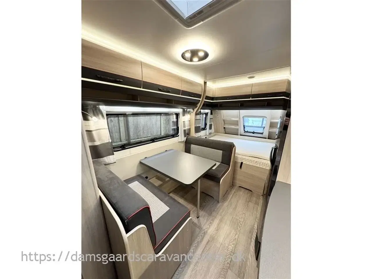 Billede 6 - 2019 - Hobby De Luxe Edition 490 KMF   Dobbeltseng-Køjer-Gulvtemp.-Mover-Telt