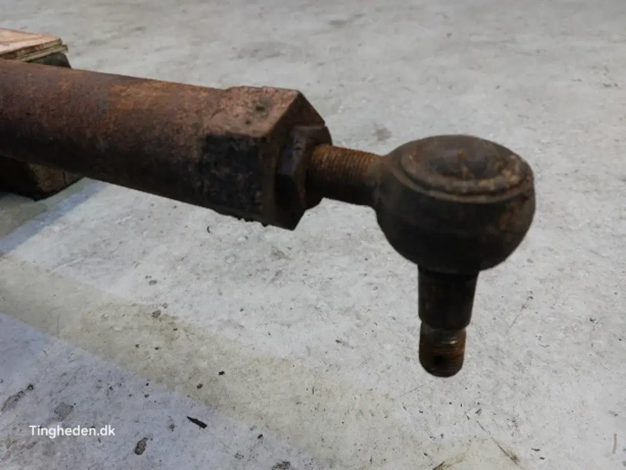 Billede 6 - New Holland TX68 Trækstang 84023640