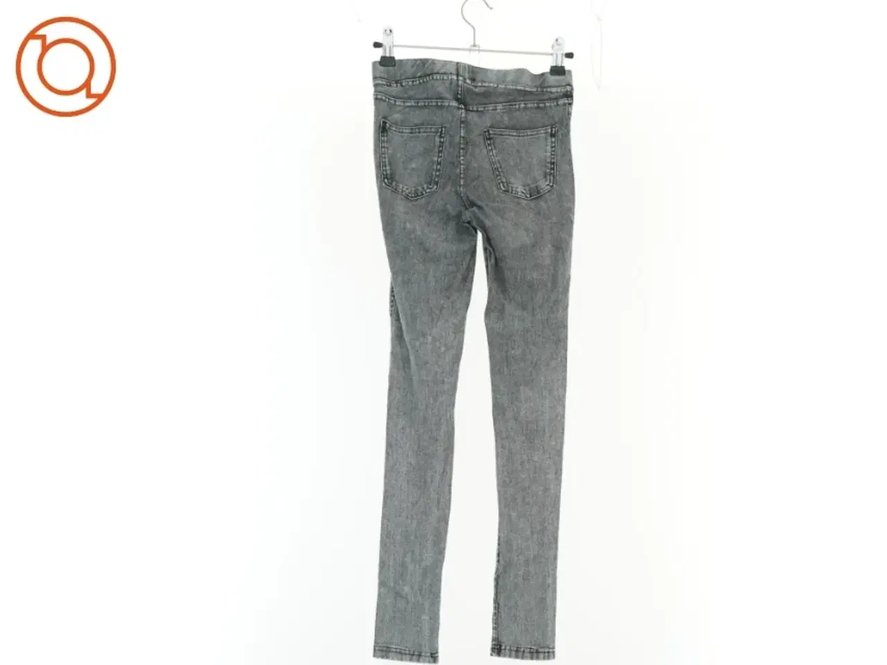 Billede 2 - Jeans fra H&M (str. 152 cm)
