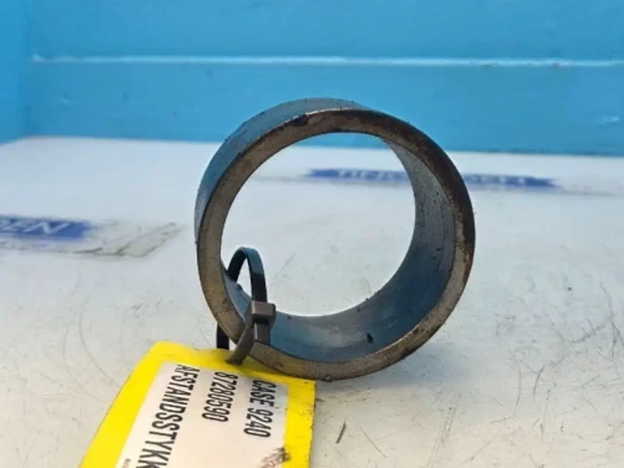 Billede 12 - Case  9240   Afstandsstykke   87280590