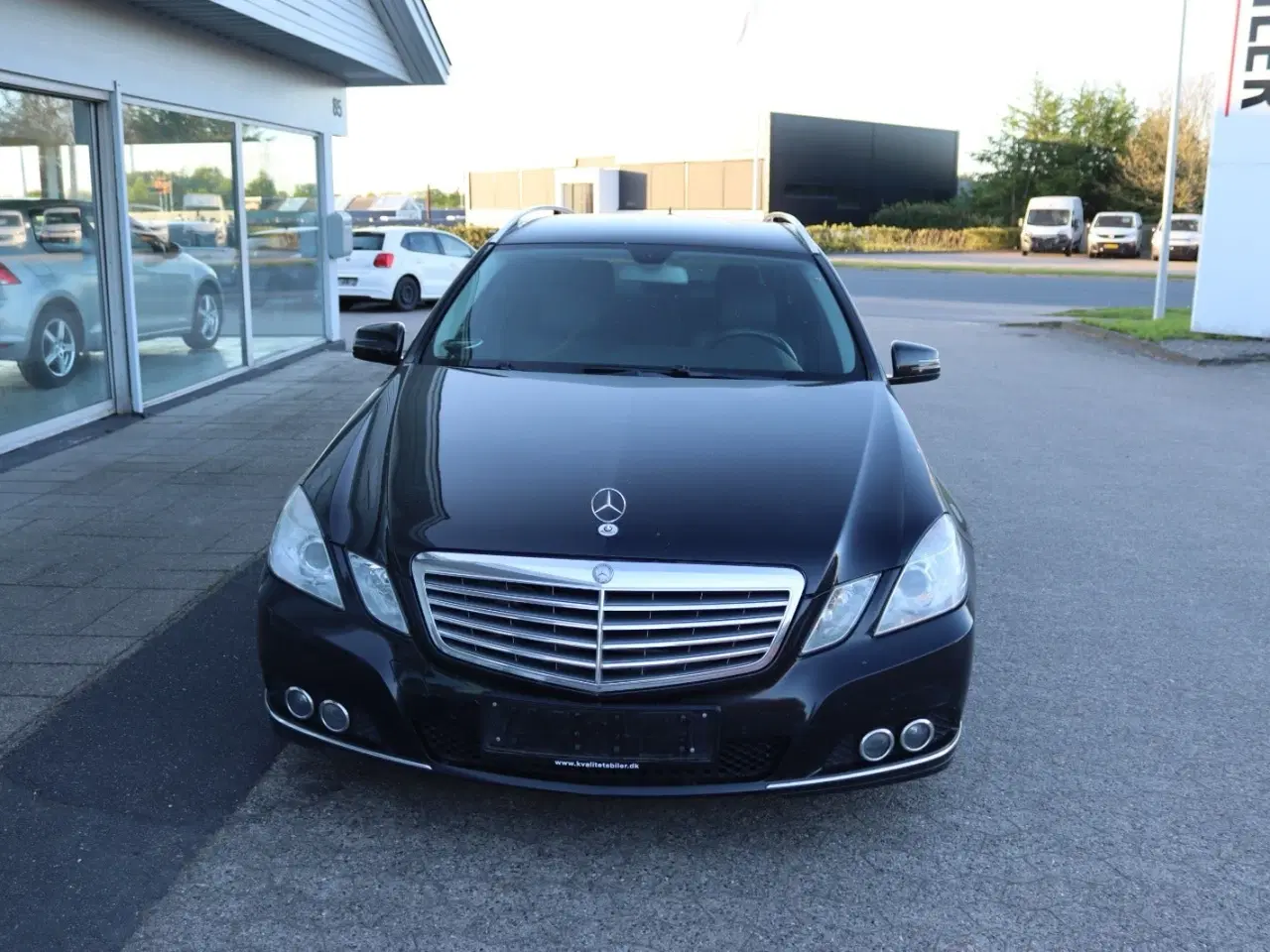 Billede 2 - Mercedes E350 3,0 CDi Elegance stc. aut. 4Matic BE