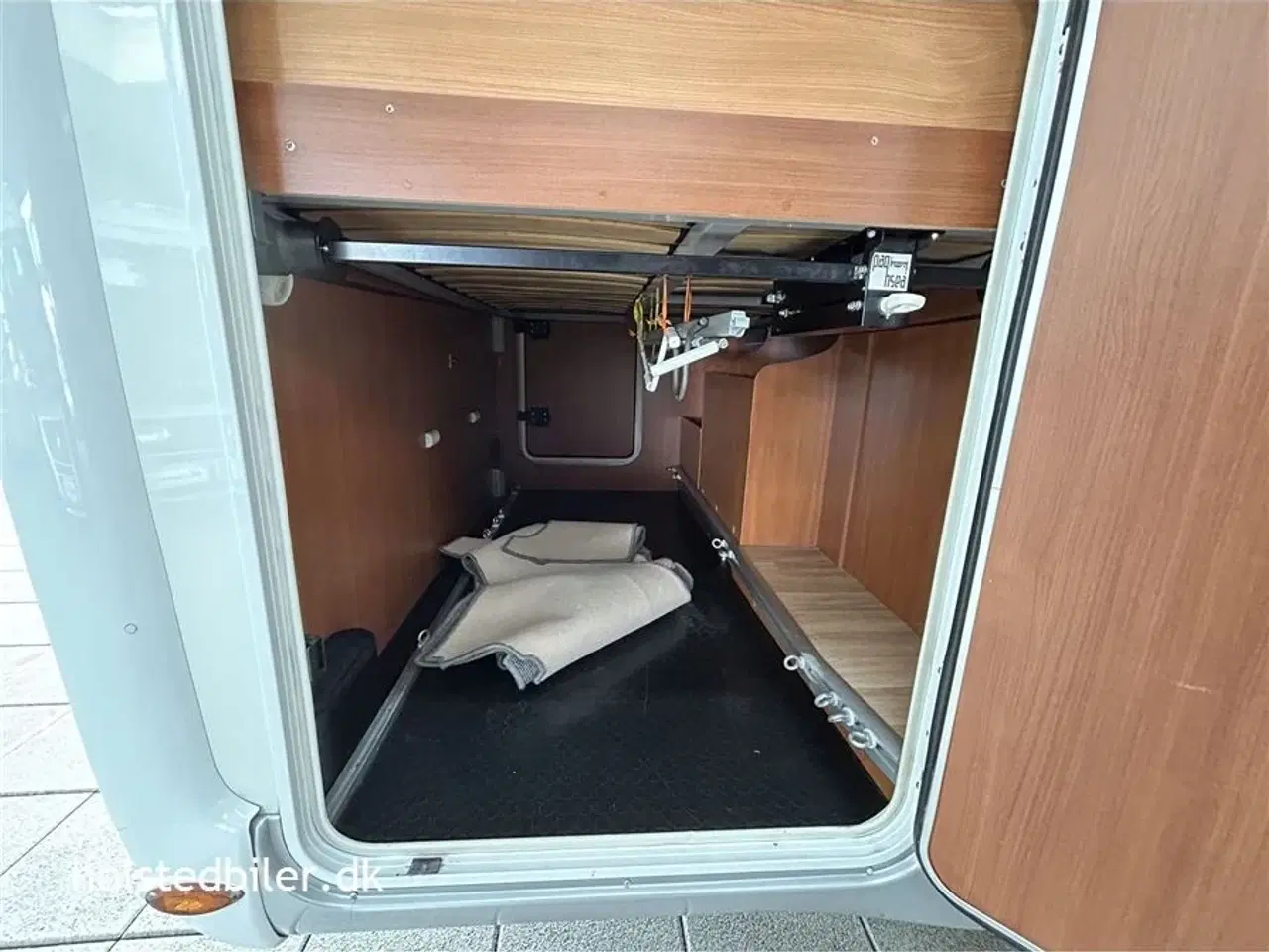 Billede 19 - 2012 - Chausson Sweet Garage   Specialindretning - skal ses.